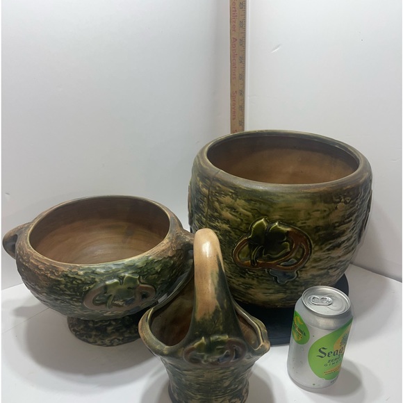 Antique Roseville Pottery Imperial 1 Jardiniere Flower Pot Art Pottery VHTF rare - Picture 2 of 8